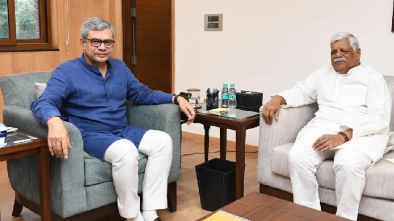 डालटनगंज–गढ़वा रोड से मुंबई तक साप्ताहिक एक्सप्रेस को मिली स्थायी मंजूरी: 7 अप्रैल को होगा शुभारंभ