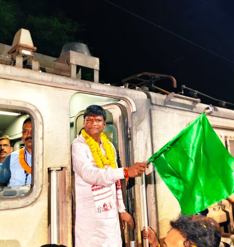 Inauguration of Dhanbad Lokmanya Tilak Terminus Express at Dhanbad railway station